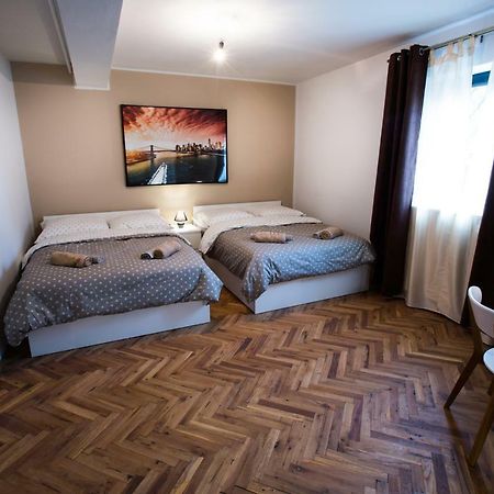 New Rooms & Apartments In Любляна Екстериор снимка